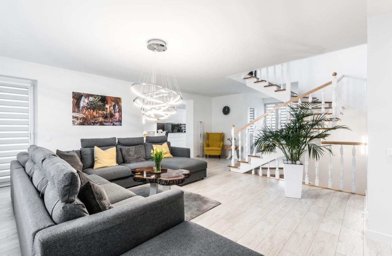 Villa House Poznan * Sauna * 외부 사진