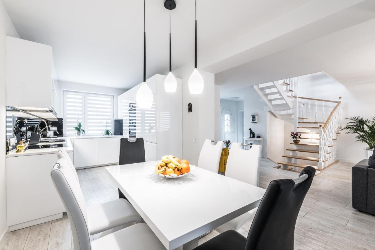 Villa House Poznan * Sauna * 외부 사진